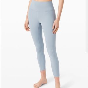 Lululemon Align HR 25” in Chambray Size 6
